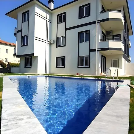 Oznur House *