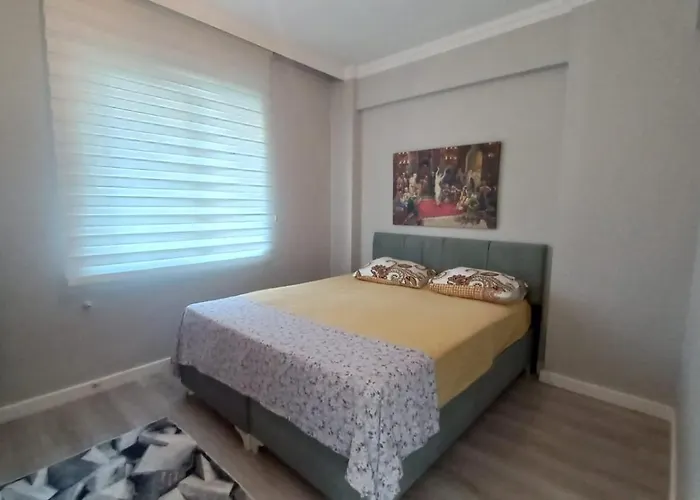 דירה Oznur House