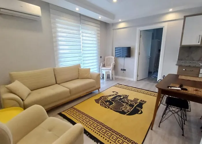 Oznur House דירה דלמן